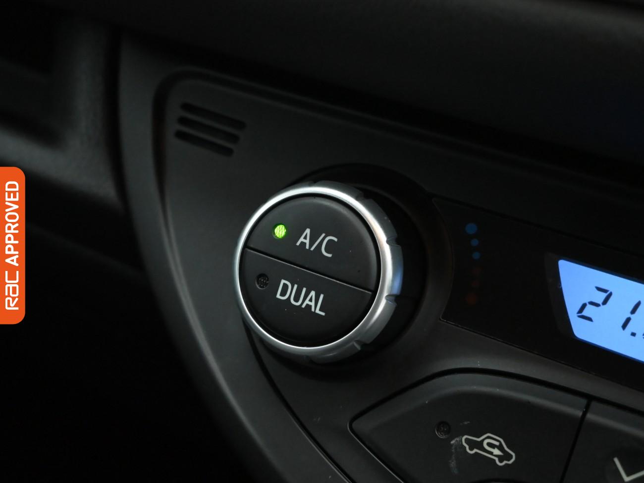 Used Toyota Yaris 2018 for sale - 77421584: Photo 18