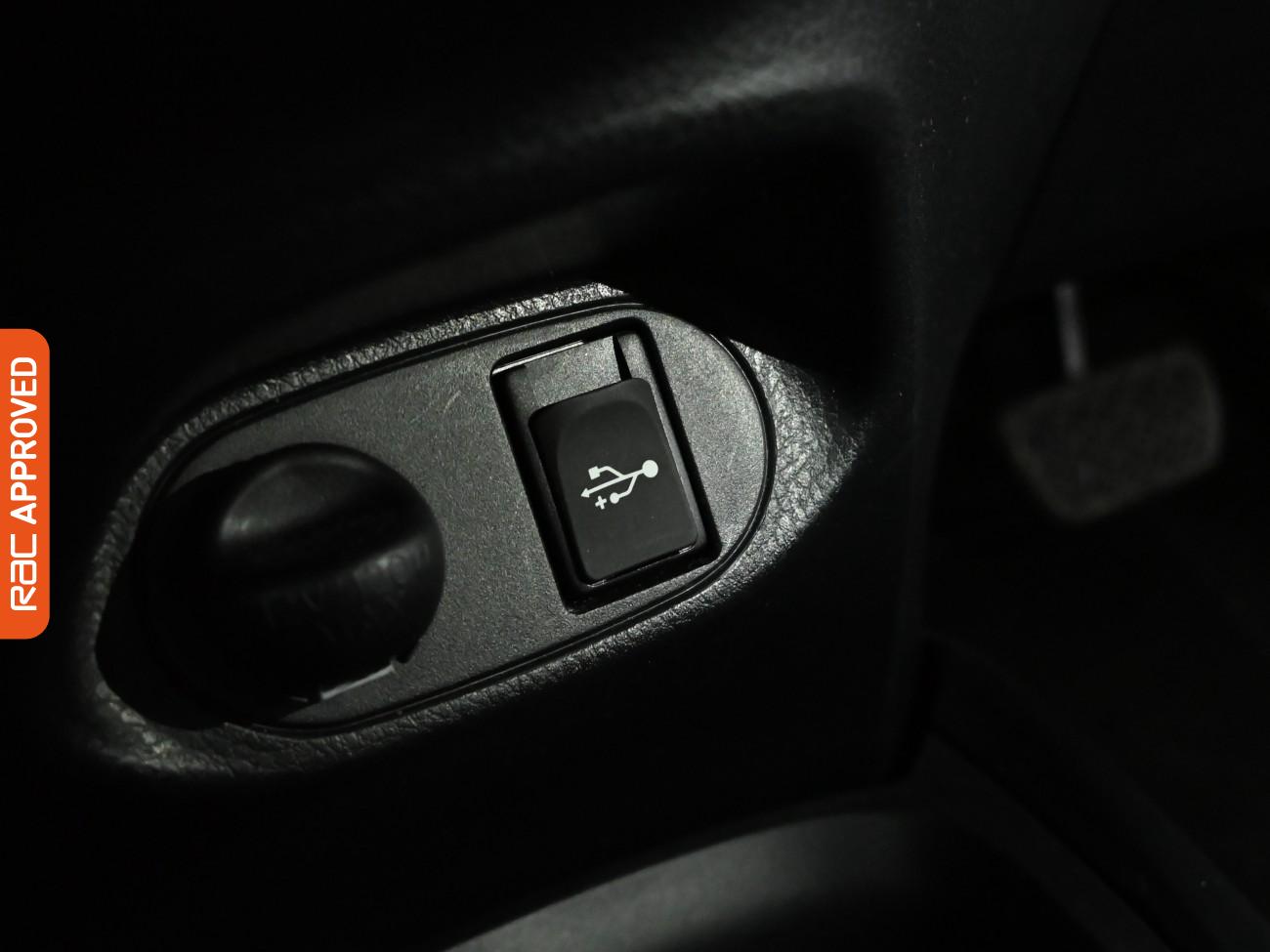 Used Toyota Yaris 2018 for sale - 77421584: Photo 19