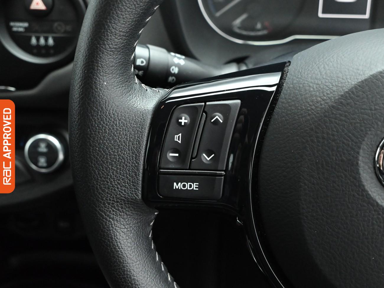 Used Toyota Yaris 2018 for sale - 77421584: Photo 22