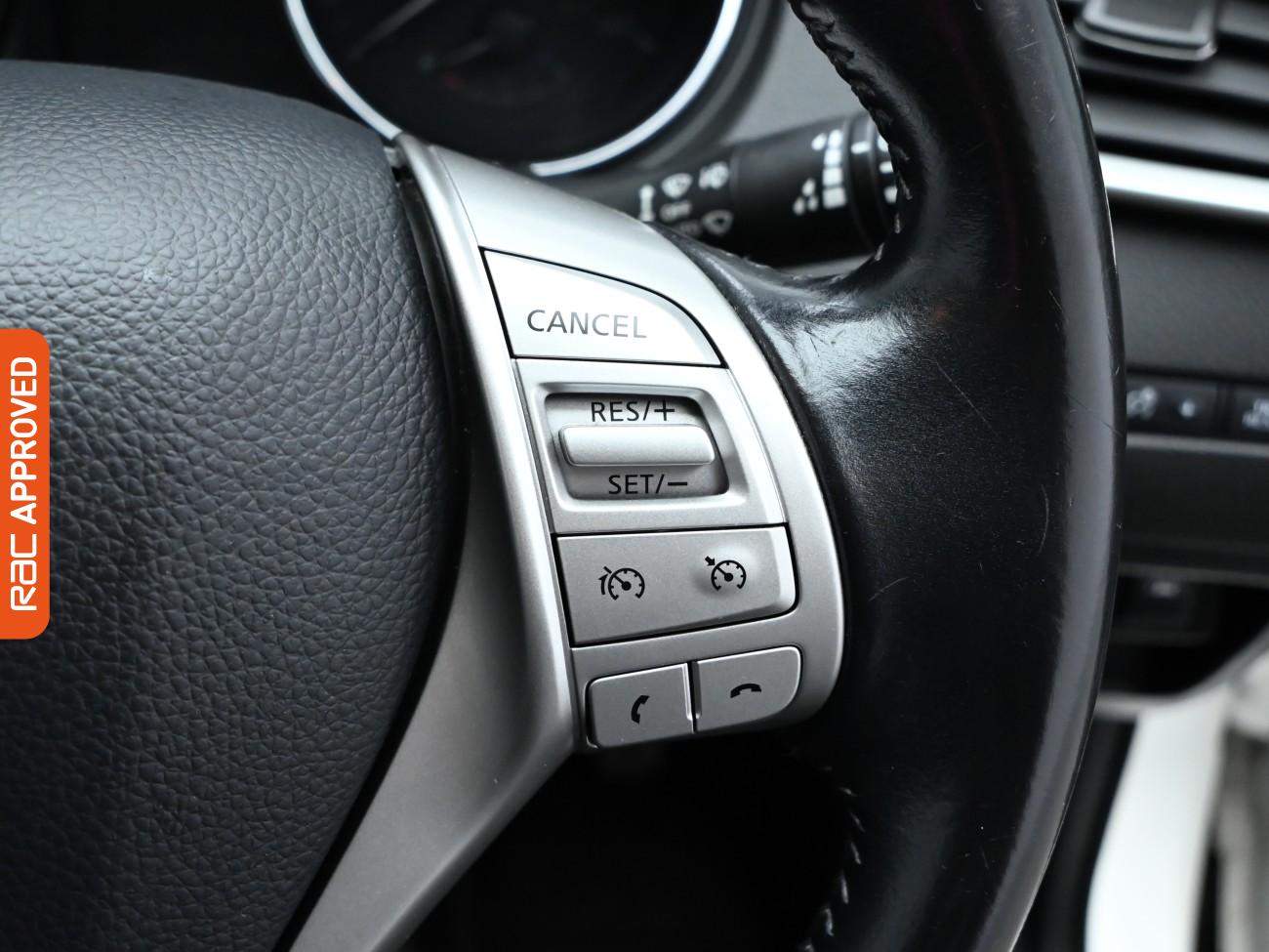 Used Nissan Qashqai 2017 for sale - 76916315: Photo 21