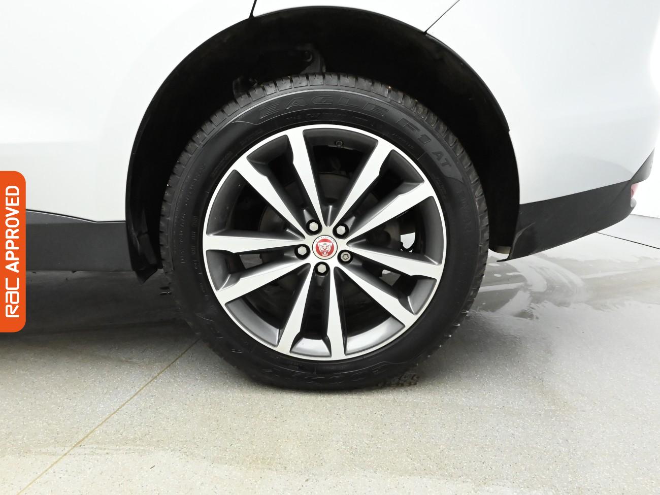 Used Jaguar F-Pace 2018 for sale - 75955591: Photo 14