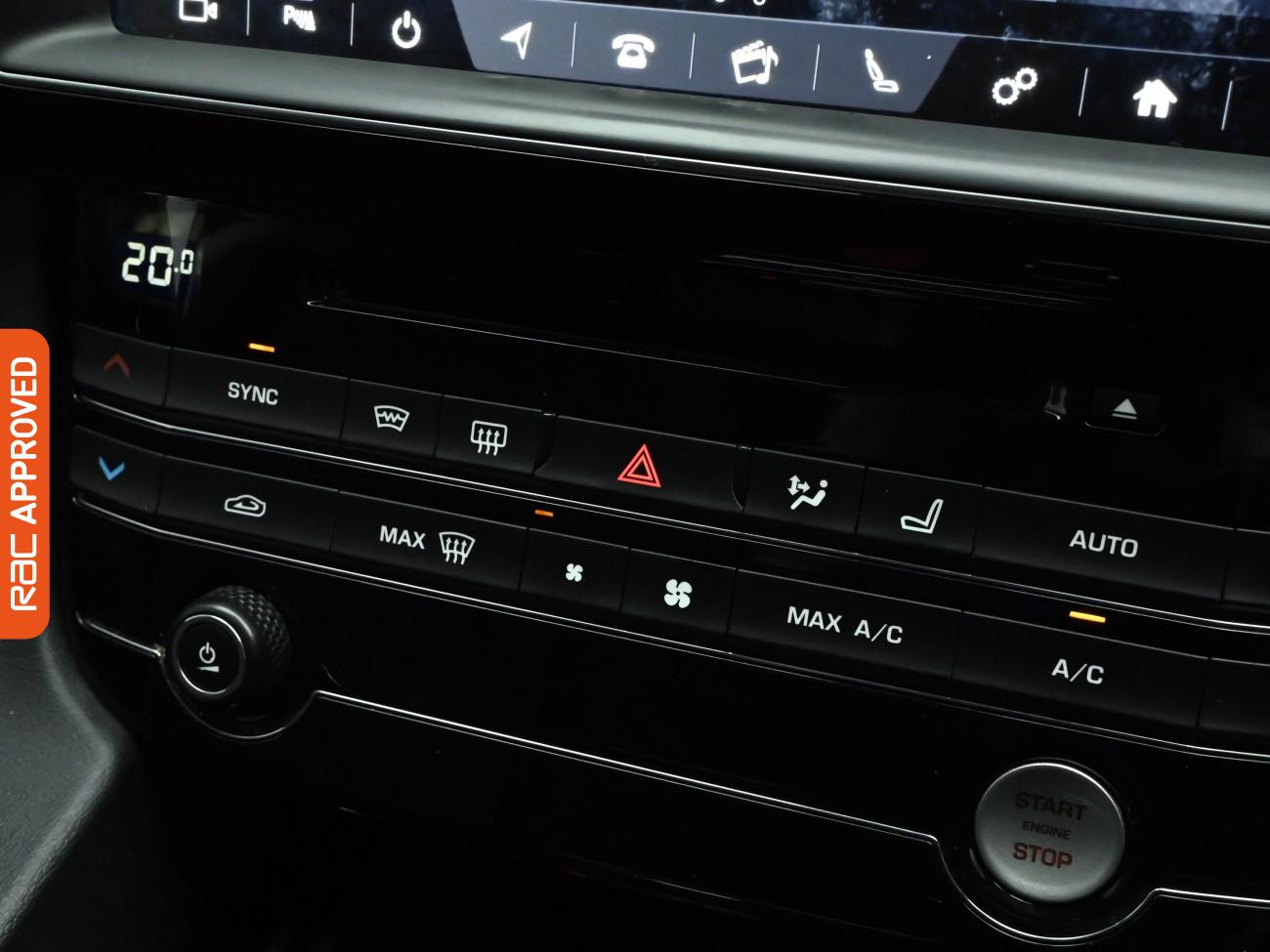 Used Jaguar F-Pace 2018 for sale - 75955591: Photo 19