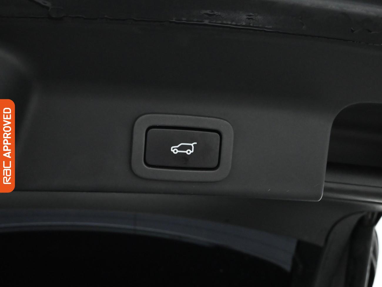 Used Jaguar F-Pace 2018 for sale - 75955591: Photo 27