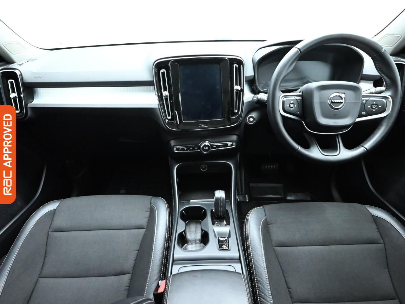 Used Volvo XC40 2018 for sale - 76896196: Photo 2