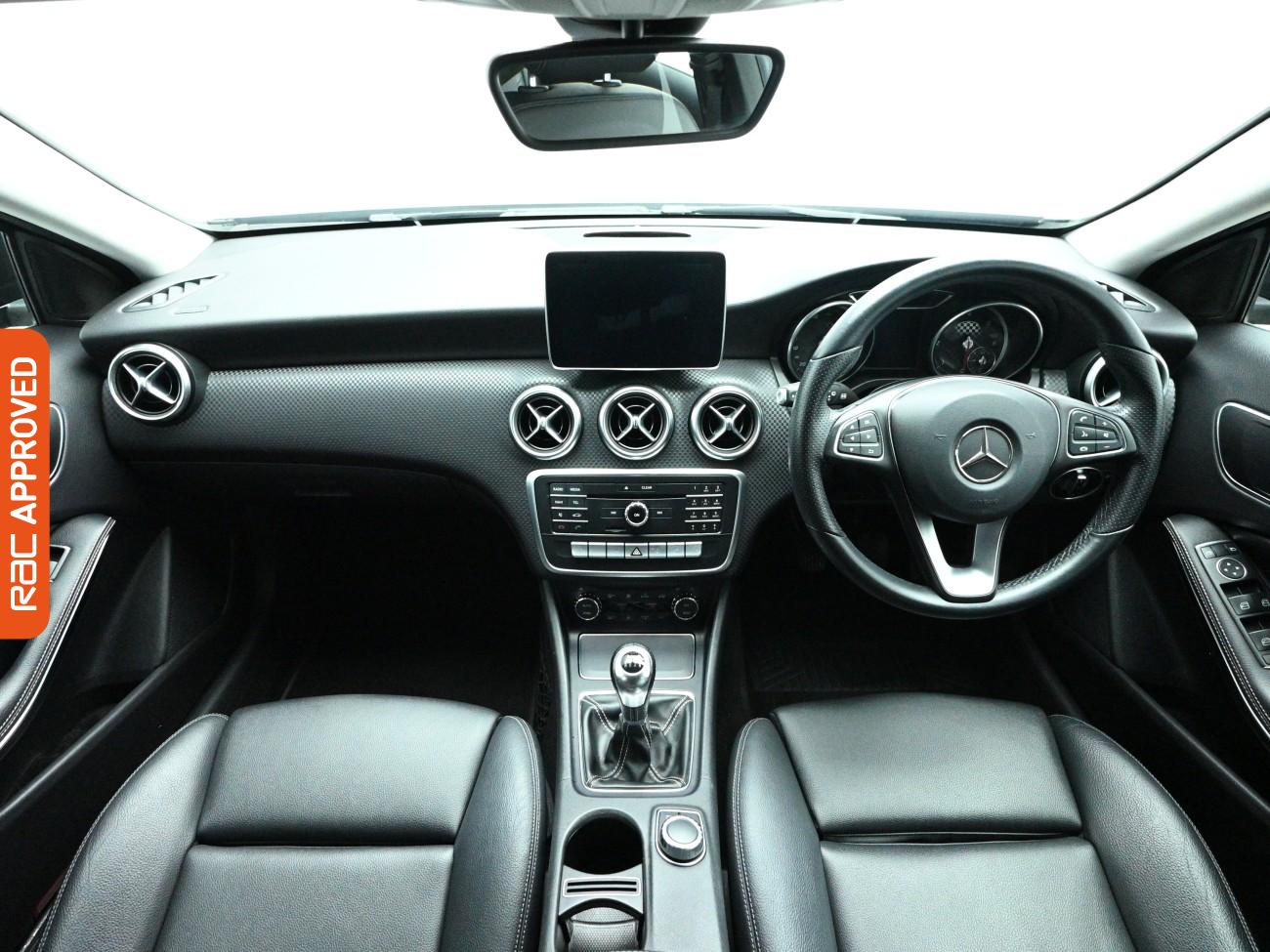 Used Mercedes-Benz A-Class 2016 for sale - 77680097: Photo 2