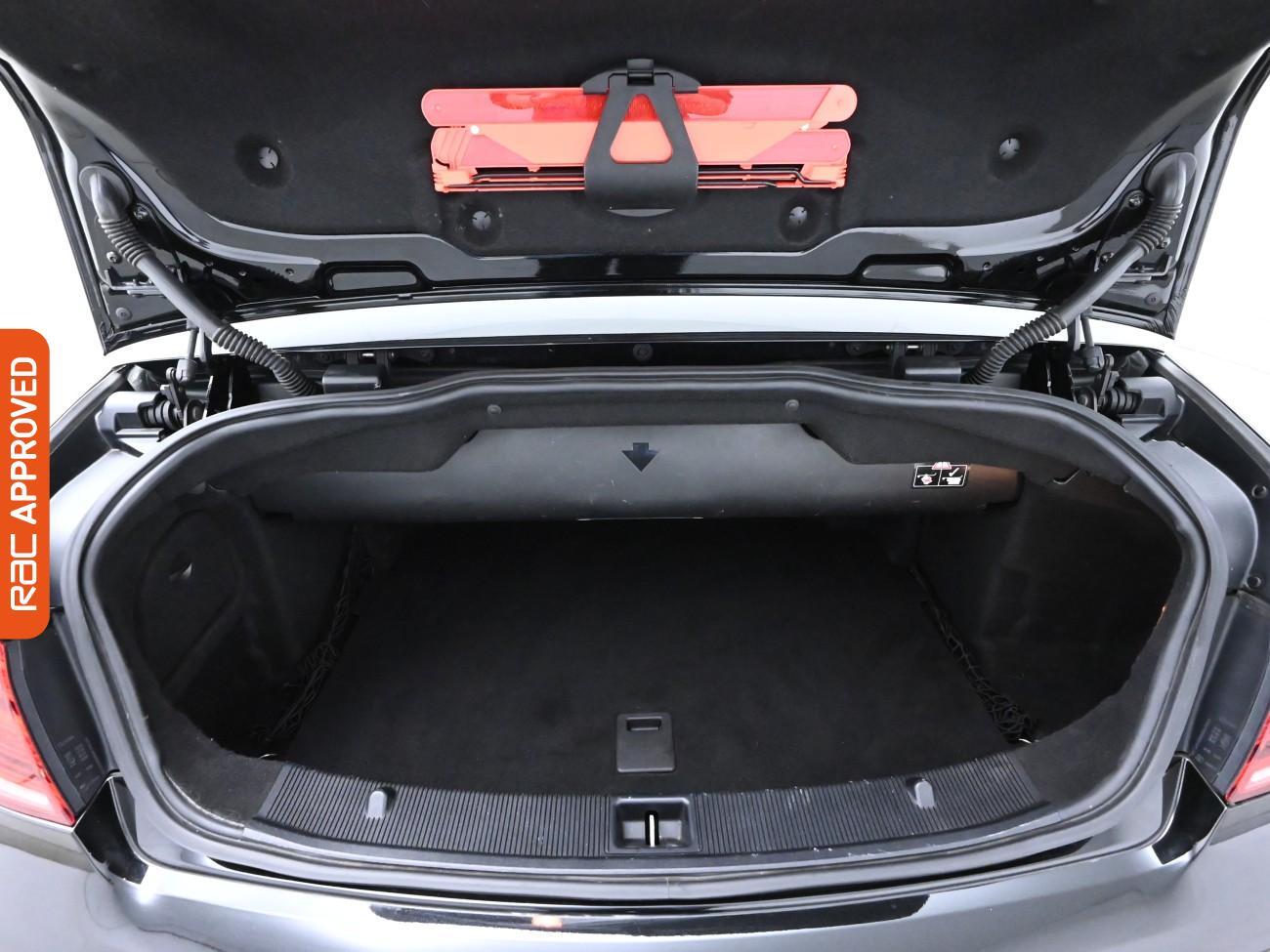 Used Mercedes-Benz E Class 2015 for sale - 76629953: Photo 28