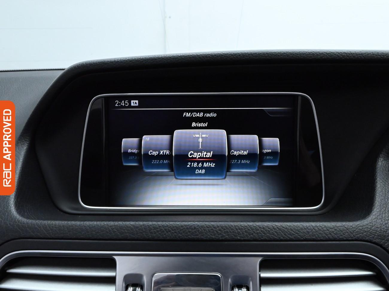 Used Mercedes-Benz E Class 2015 for sale - 76629953: Photo 3