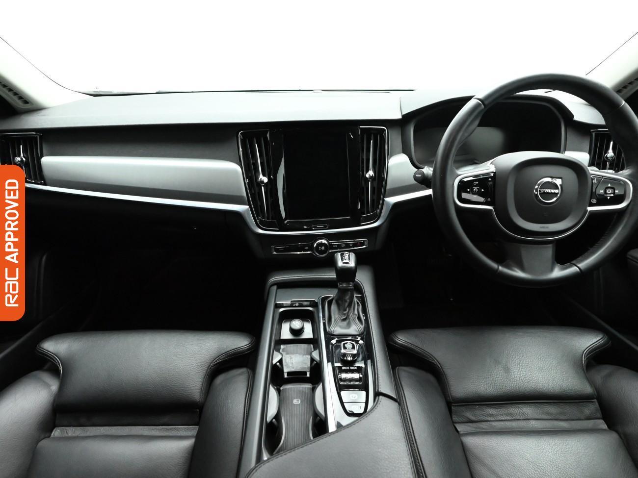 Used Volvo V90 2019 for sale - 76896206: Photo 2