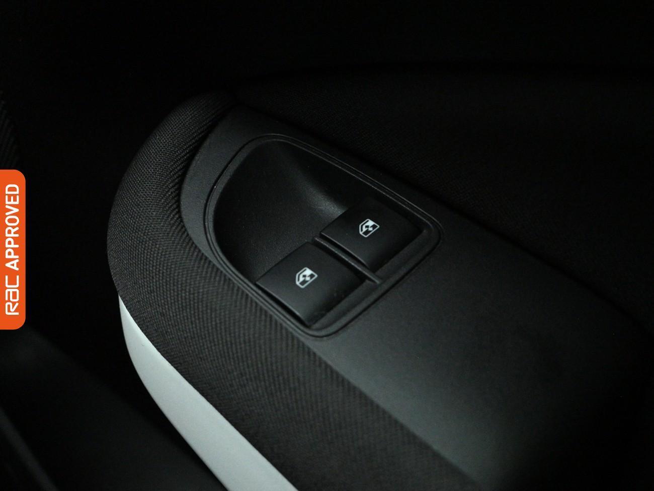 Used Vauxhall ADAM 2016 for sale - 78024779: Photo 23