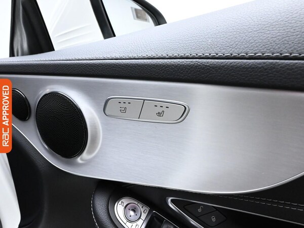Used Mercedes-Benz C-Class 2019 for sale - 74864090: Photo 25