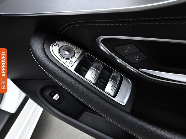 Used Mercedes-Benz C-Class 2019 for sale - 74864090: Photo 26