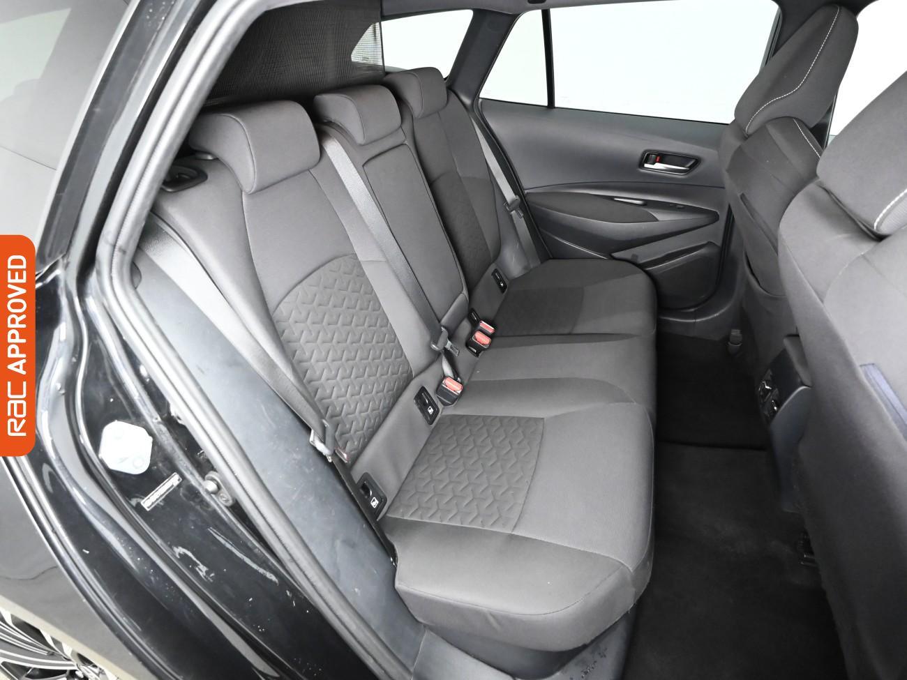 Used Toyota Corolla 2020 for sale - 76576200: Photo 13