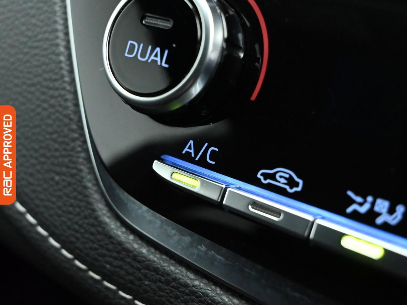 Used Toyota Corolla 2020 for sale - 76576200: Photo 16