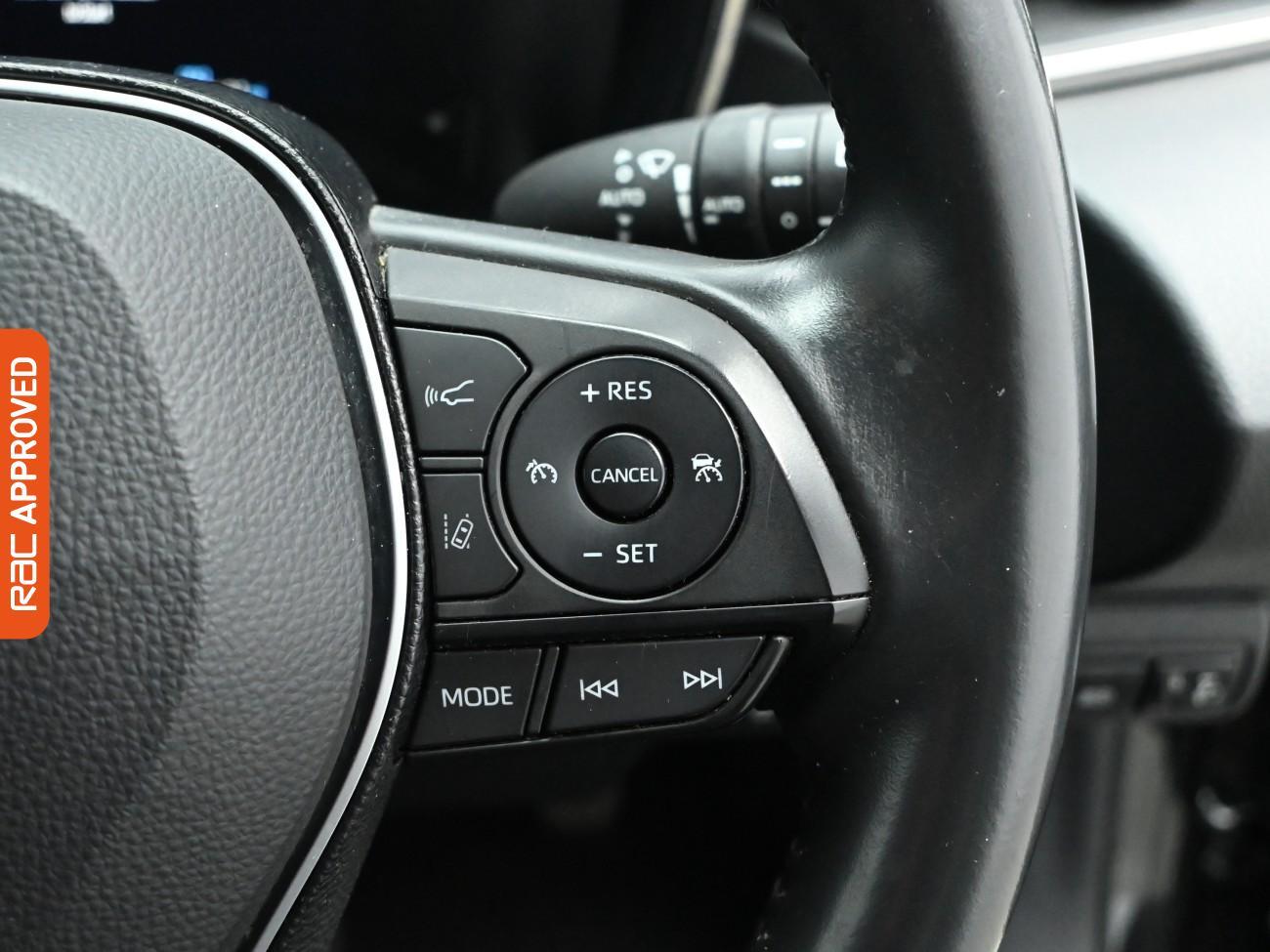 Used Toyota Corolla 2020 for sale - 76576200: Photo 17