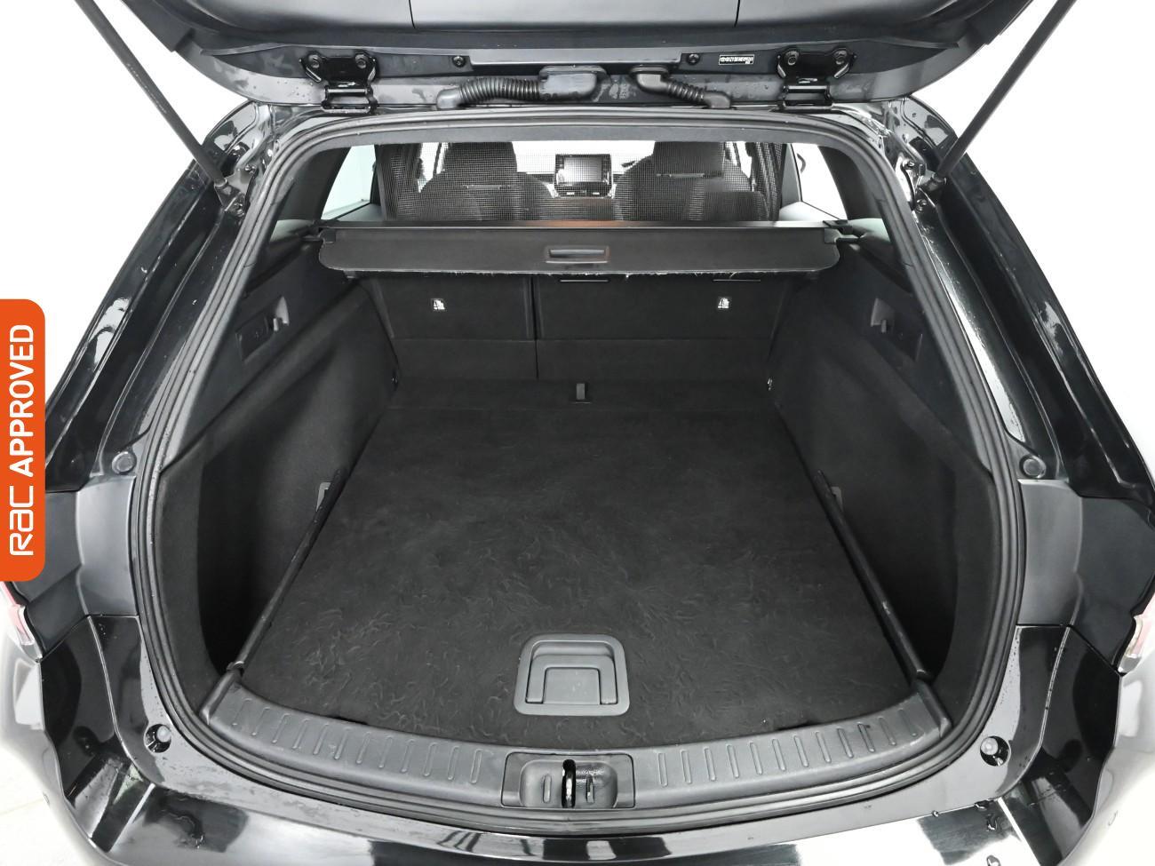 Used Toyota Corolla 2020 for sale - 76576200: Photo 25