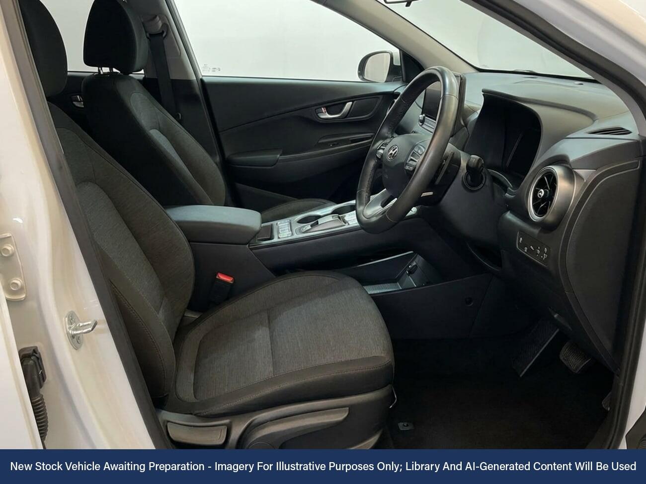 Used Hyundai KONA 2021 for sale - 77138846: Photo 3