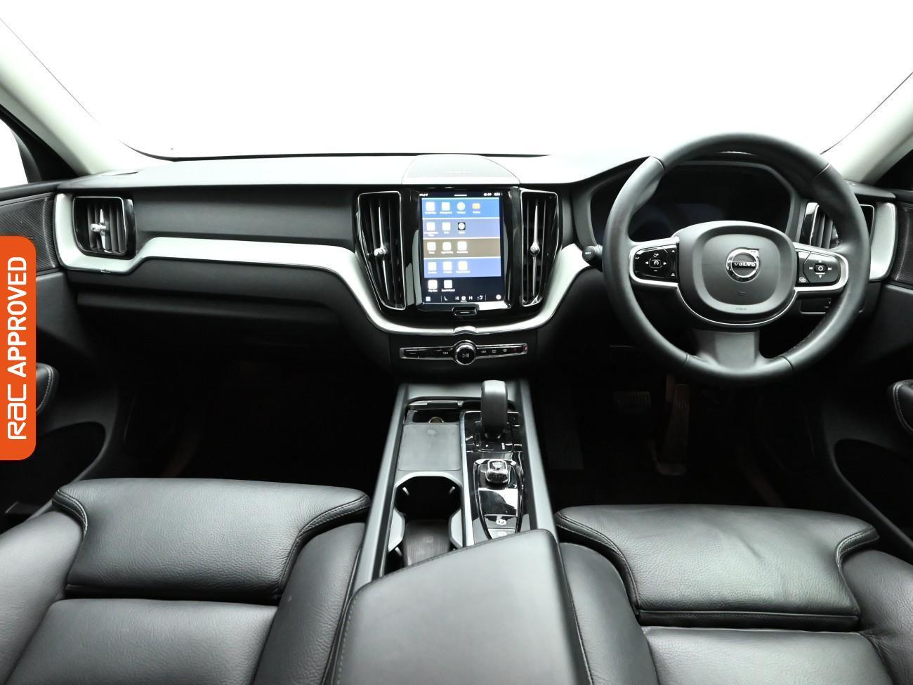 Used Volvo XC60 2023 for sale - 77286891: Photo 2