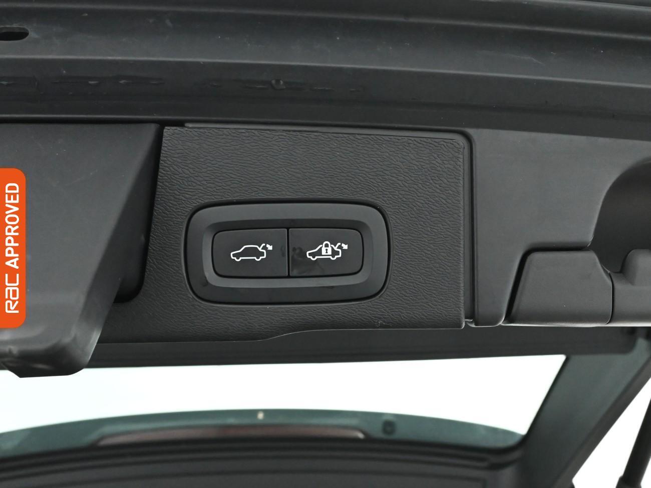 Used Volvo XC60 2023 for sale - 77286891: Photo 26