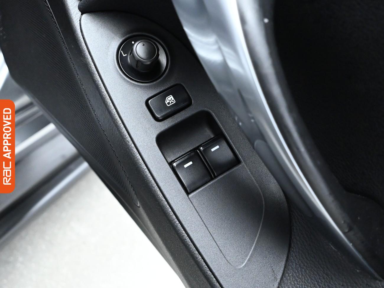 Used Abarth 124 Spider 2018 for sale - 76005029: Photo 23