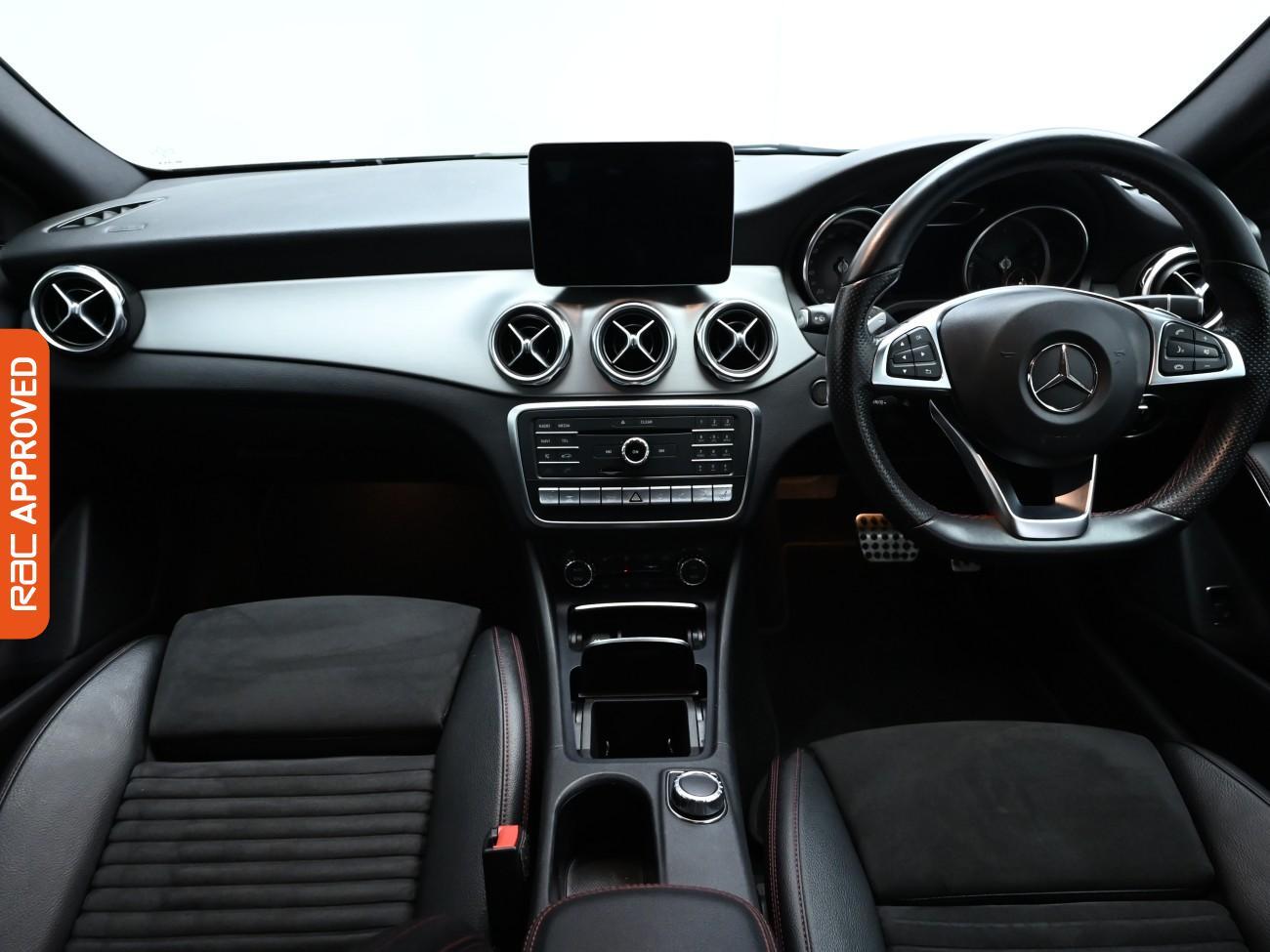 Used Mercedes-Benz GLA 2017 for sale - 77117799: Photo 2