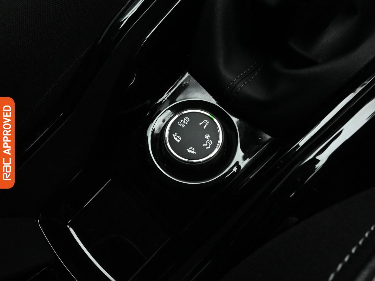 Used Peugeot 2008 2019 for sale - 77680041: Photo 18