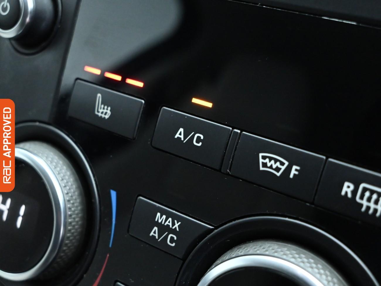 Used Land Rover Discovery Sport 2016 for sale - 76558160: Photo 18