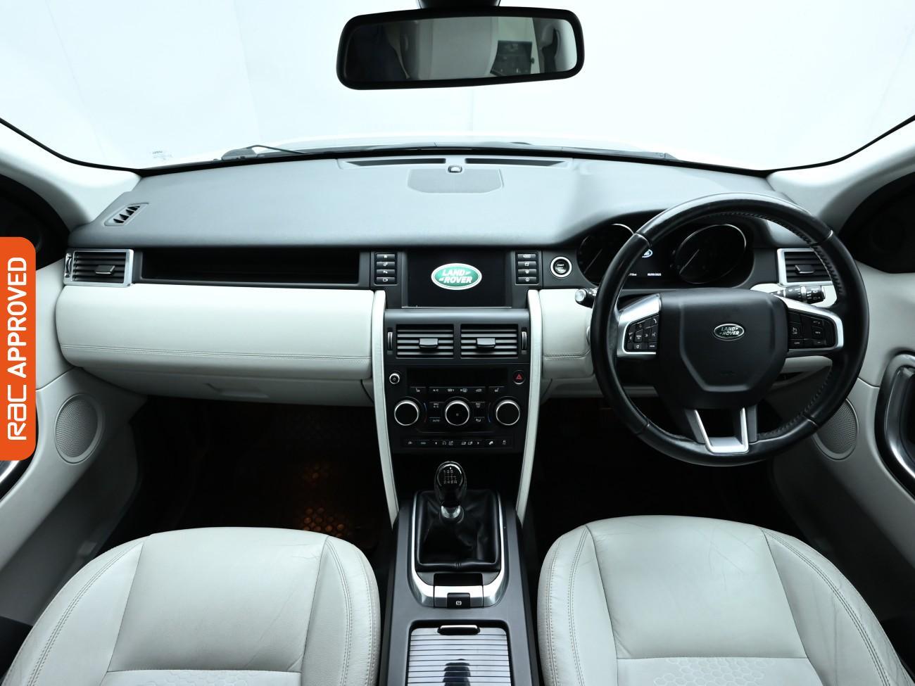 Used Land Rover Discovery Sport 2016 for sale - 76558160: Photo 2