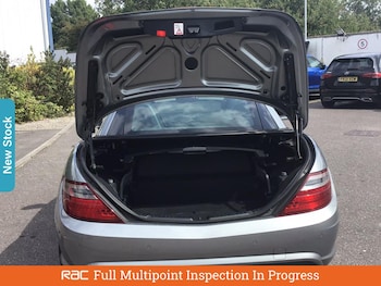 Used Mercedes-Benz SLK 2011 for sale - 75701033: Photo