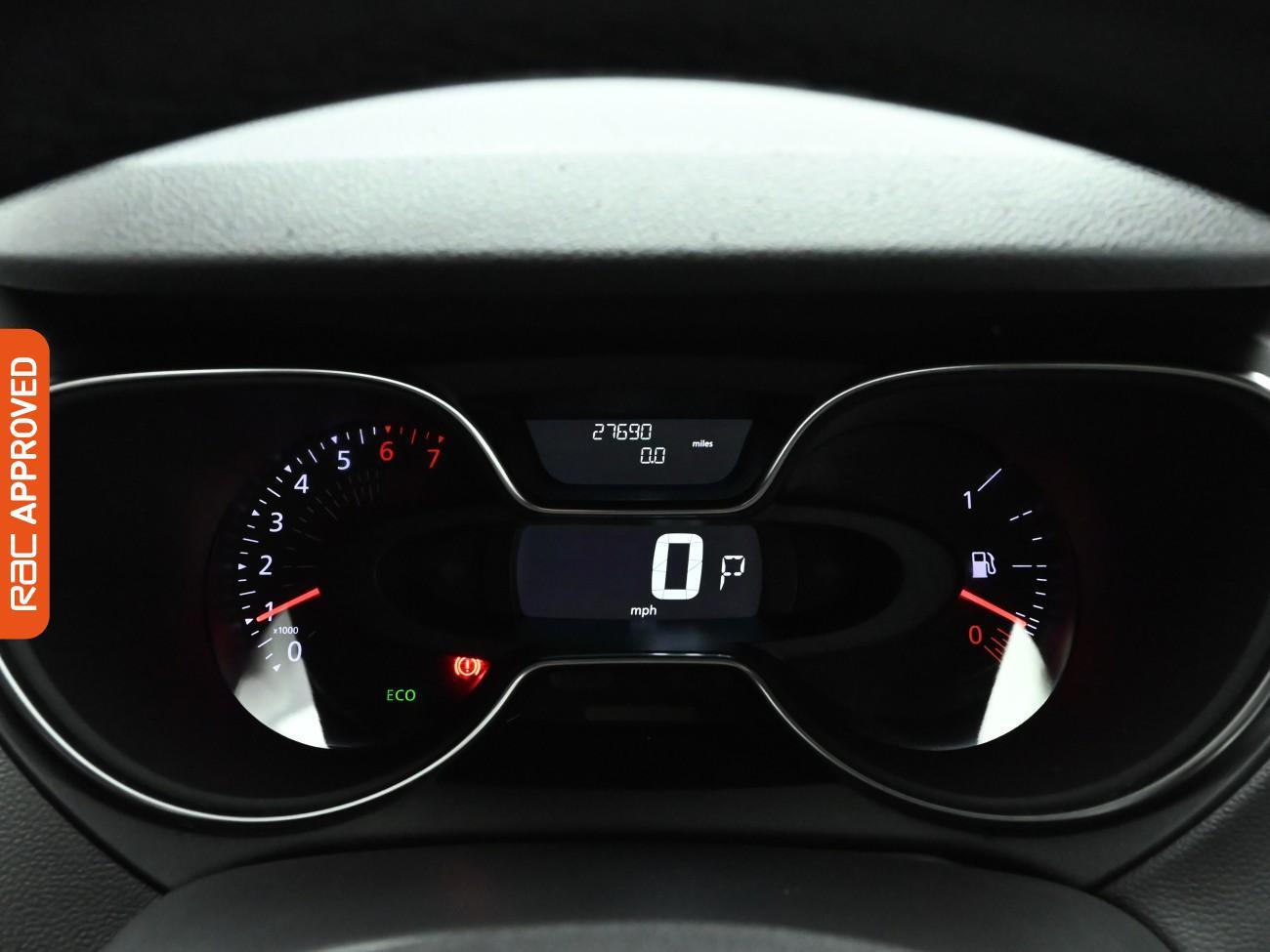 Used Renault Captur 2020 for sale - 76595837: Photo 11