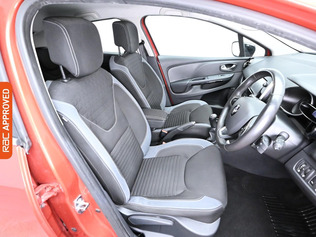 Used Renault Clio 2016 for sale - 76576215: Photo 12