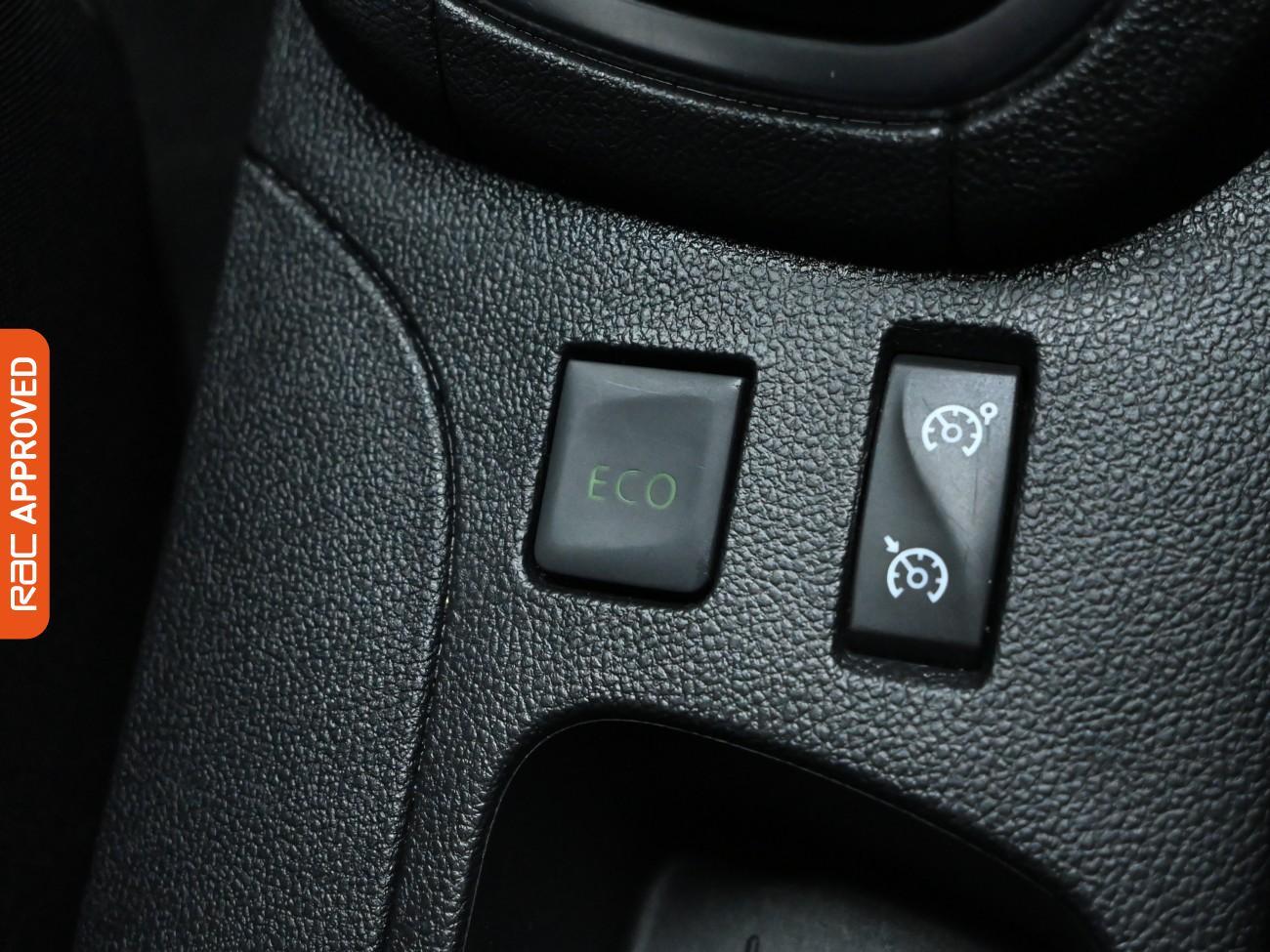 Used Renault Clio 2016 for sale - 76576215: Photo 21