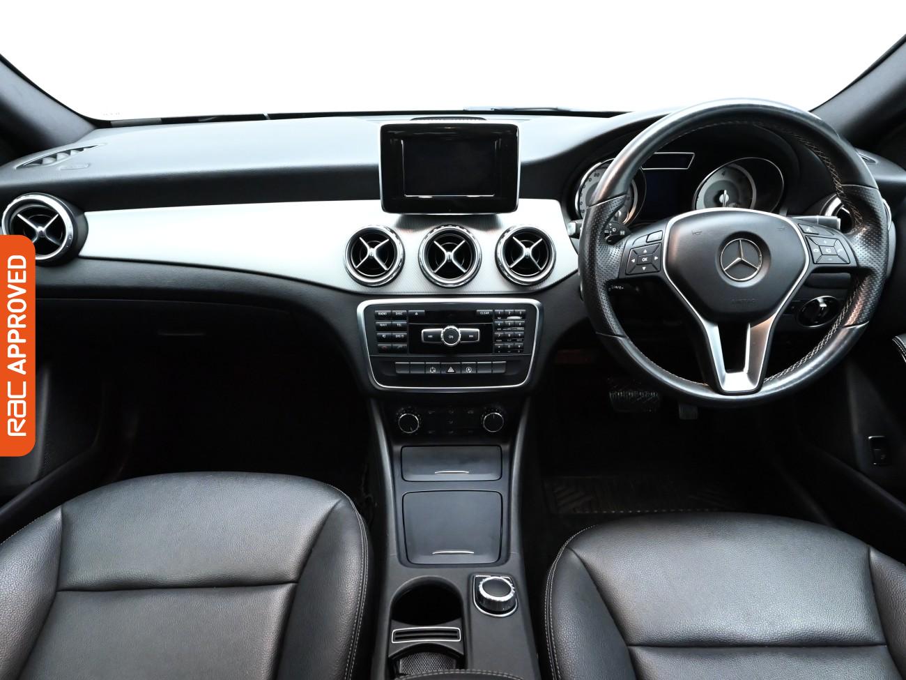 Used Mercedes-Benz GLA 2015 for sale - 76249583: Photo 2