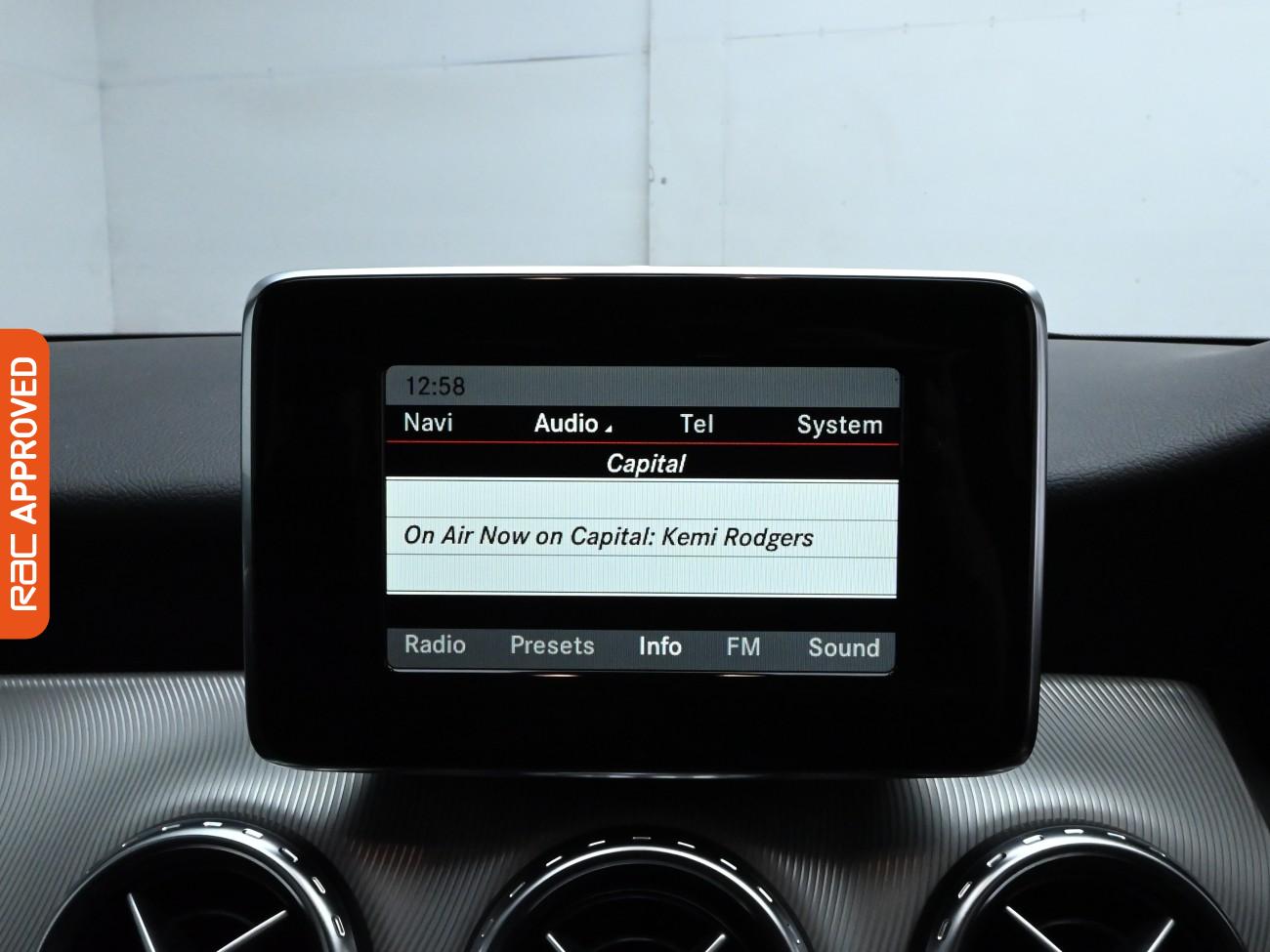 Used Mercedes-Benz GLA 2015 for sale - 76249583: Photo 3