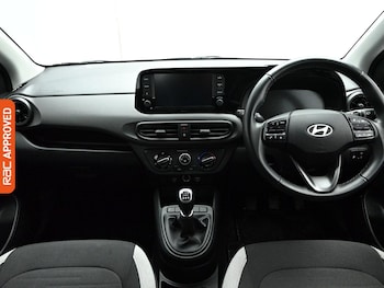Used Hyundai i10 2024 for sale - 78847473: Photo