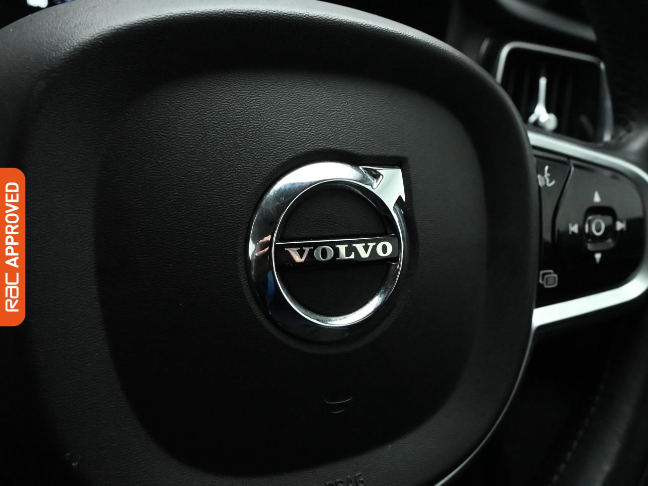 Used Volvo V60 2019 for sale - 76836362: Photo 25