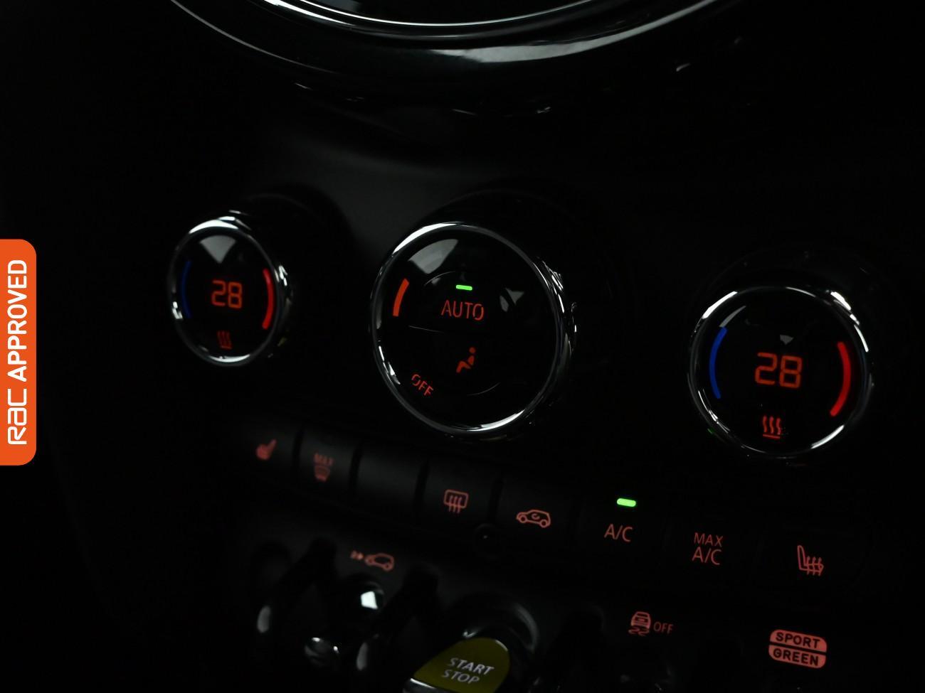 Used MINI Electric Hatch 2023 for sale - 76705532: Photo 17