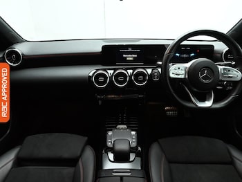 Used Mercedes-Benz A-Class 2020 for sale - 76896192: Photo