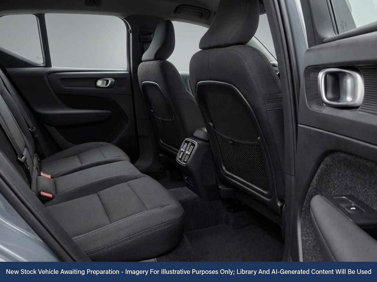 Used Volvo XC40 2023 for sale - 78052703: Photo 4