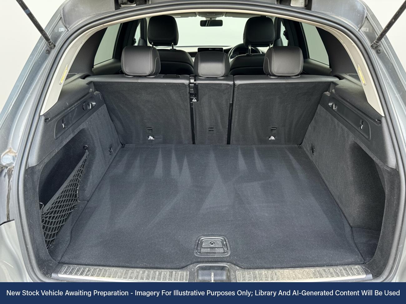 Used Mercedes-Benz GLC 2019 for sale - 76641904: Photo 7