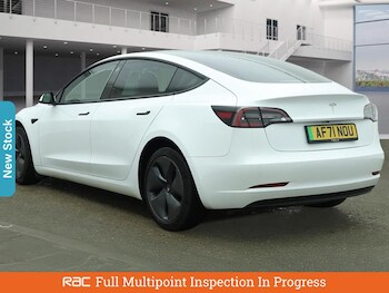 Used Tesla Model 3 2021 for sale - 76088325: Photo
