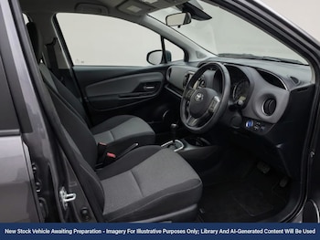 Used Toyota Yaris 2026 for sale - 77199635: Photo