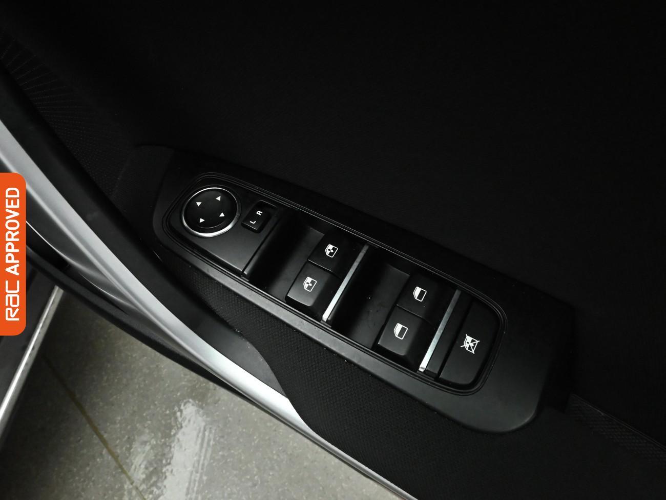 Used Kia XCeed 2022 for sale - 76723819: Photo 25