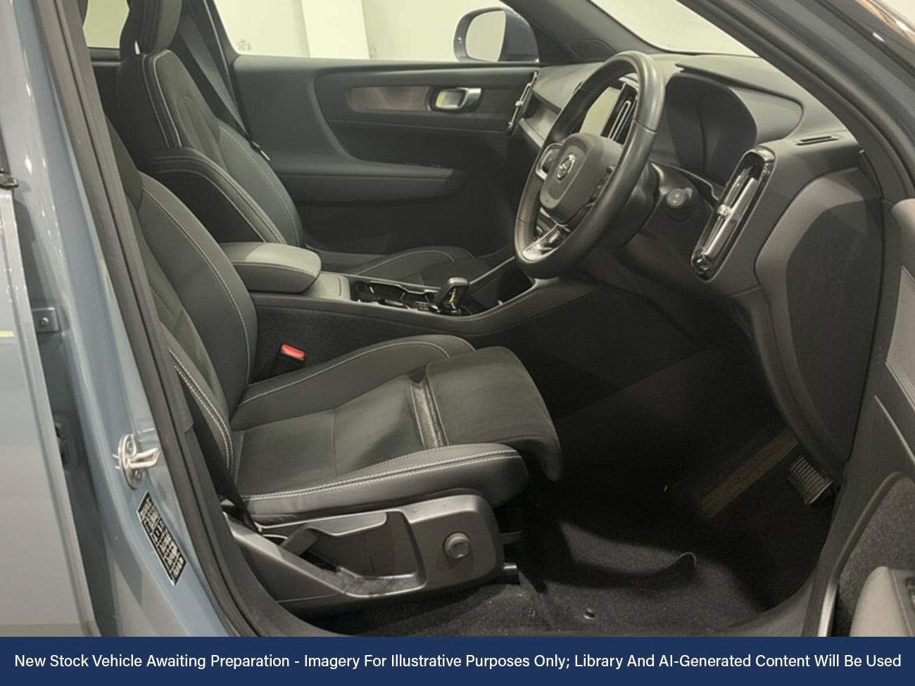 Used Volvo XC40 2022 for sale - 76929209: Photo 3