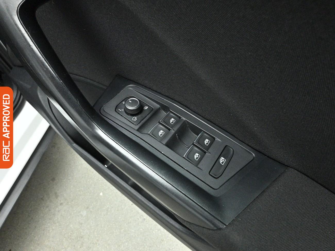 Used Volkswagen T-Roc 2021 for sale - 78163285: Photo 22