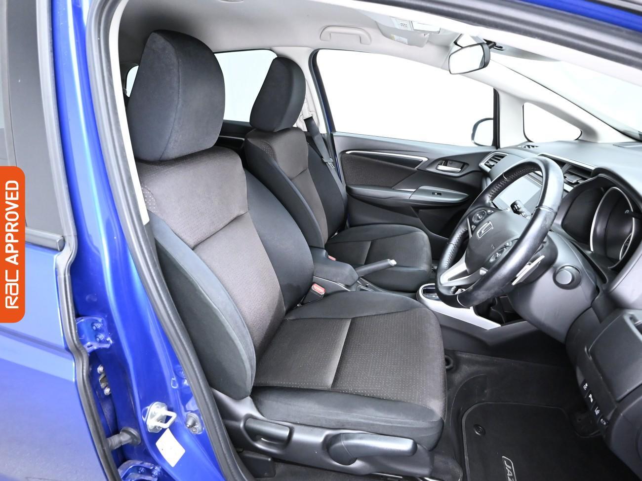 Used Honda Jazz 2016 for sale - 76379899: Photo 12