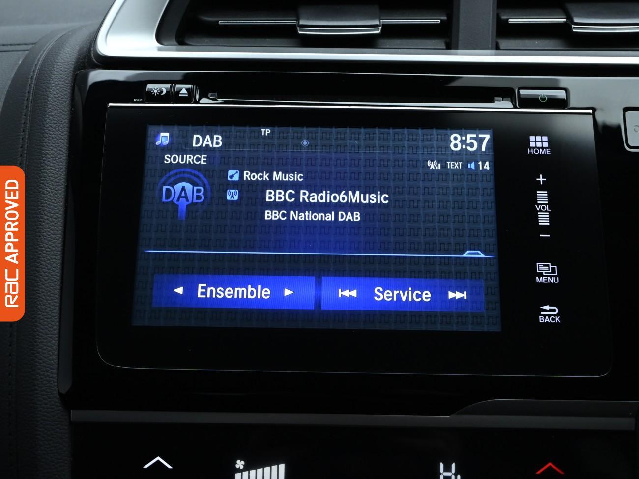 Used Honda Jazz 2016 for sale - 76379899: Photo 15