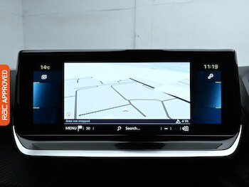 Used Peugeot E-2008 2022 for sale - 76274769: Photo
