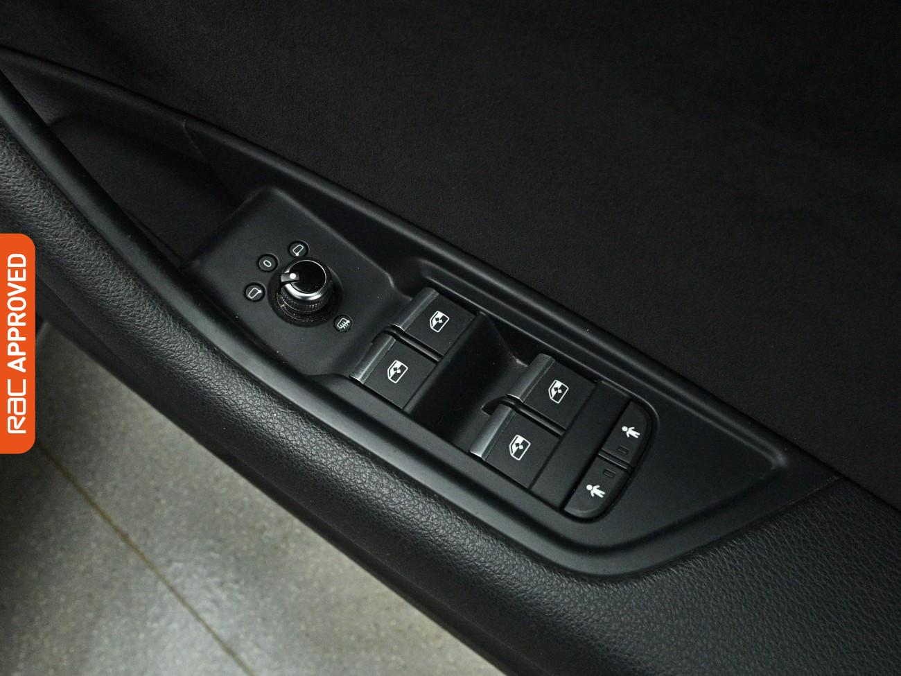 Used Audi A4 Avant 2017 for sale - 78177847: Photo 27