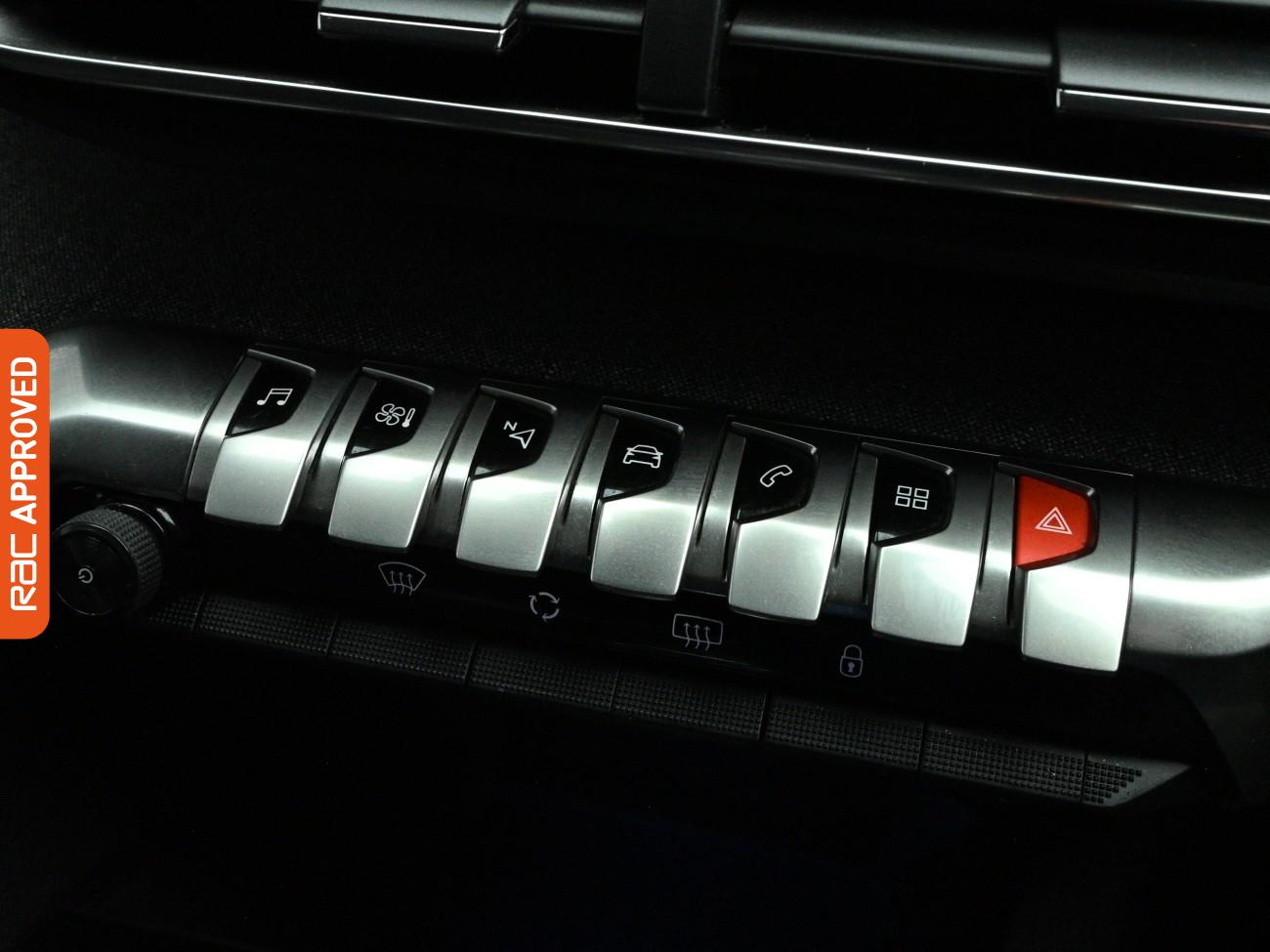 Used Peugeot 3008 2018 for sale - 77620696: Photo 17