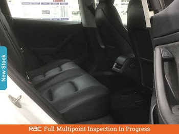 Used Tesla Model 3 2025 for sale - 76128502: Photo 4